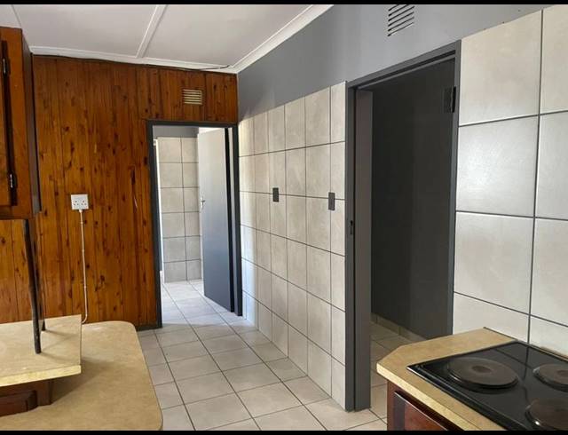 4 BEDROOM HOUSE FOR SALE IN SASOLBURG CENTRAL